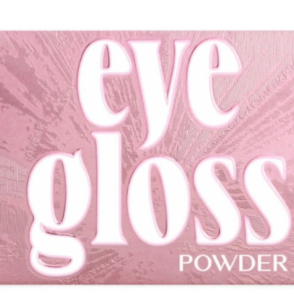 Jeffree Star wyoming window
